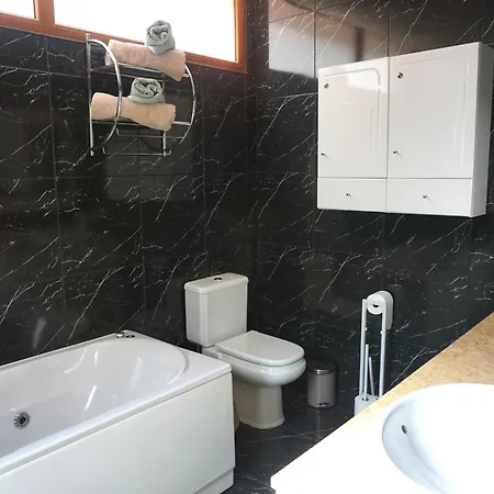 Cd30 With Private Heated Pool فيلة