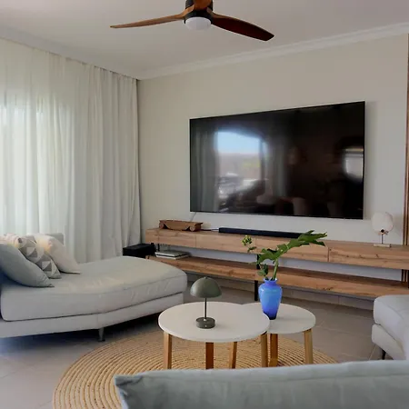 Cd30 With Private Heated Pool فيلة
